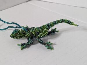Handcrafted Beaded Lizard Ornament 3D Green Gecko Seed Bead Figurine